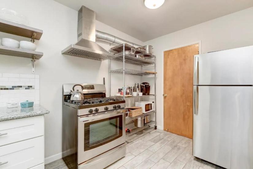 Perla D'Italia -1Br- Free Driveway Parking -1 Car Apartment San Diego Exterior photo